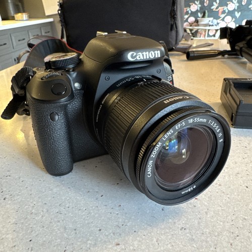 Canon eos rebel - t3i, fotocamera